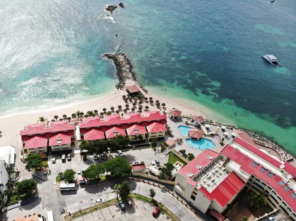 Simpson Bay Resort, Marina & Spa: another view