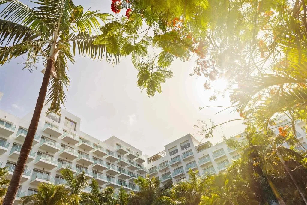 Sonesta Maho Beach Resort, Casino & Spa: another view