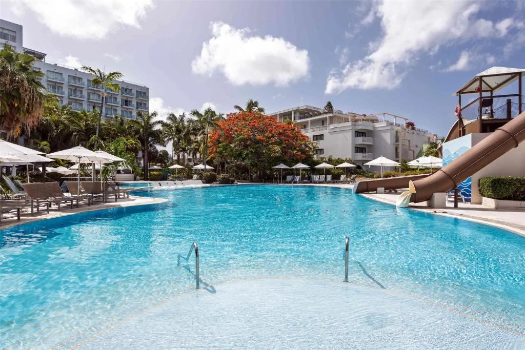 Sonesta Maho Beach Resort, Casino & Spa: another view