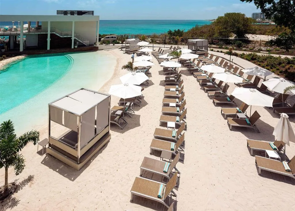 Sonesta Ocean Point Resort: another view