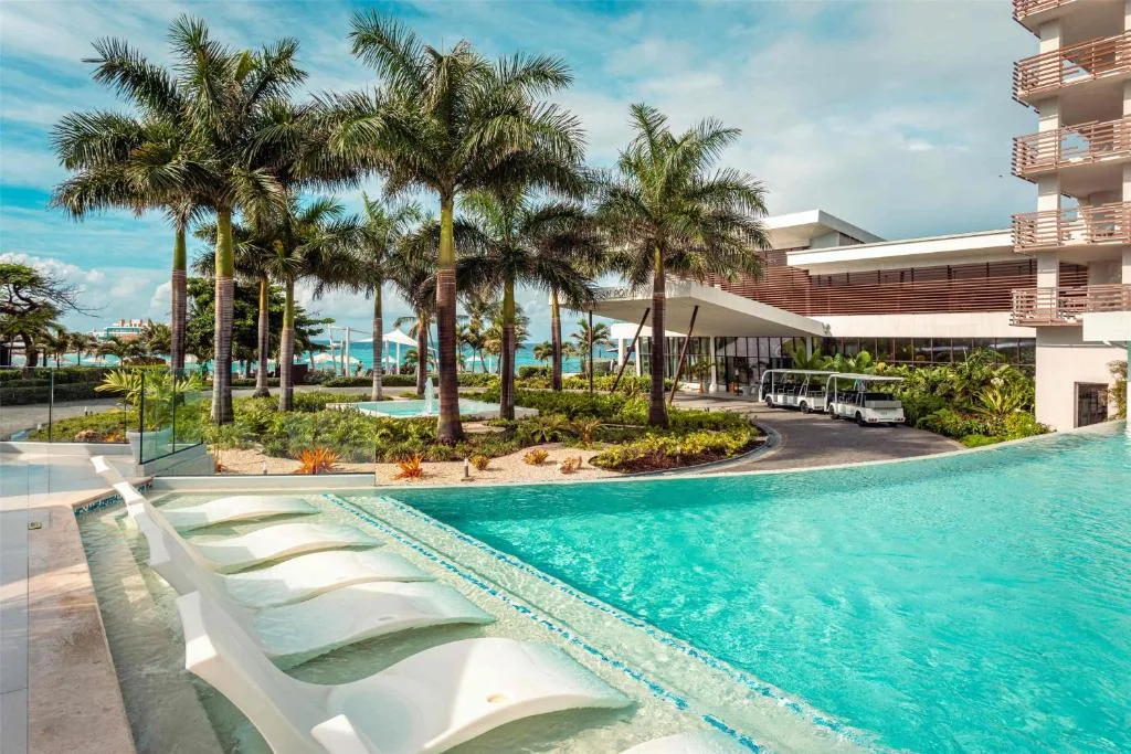 Sonesta Ocean Point Resort: another view
