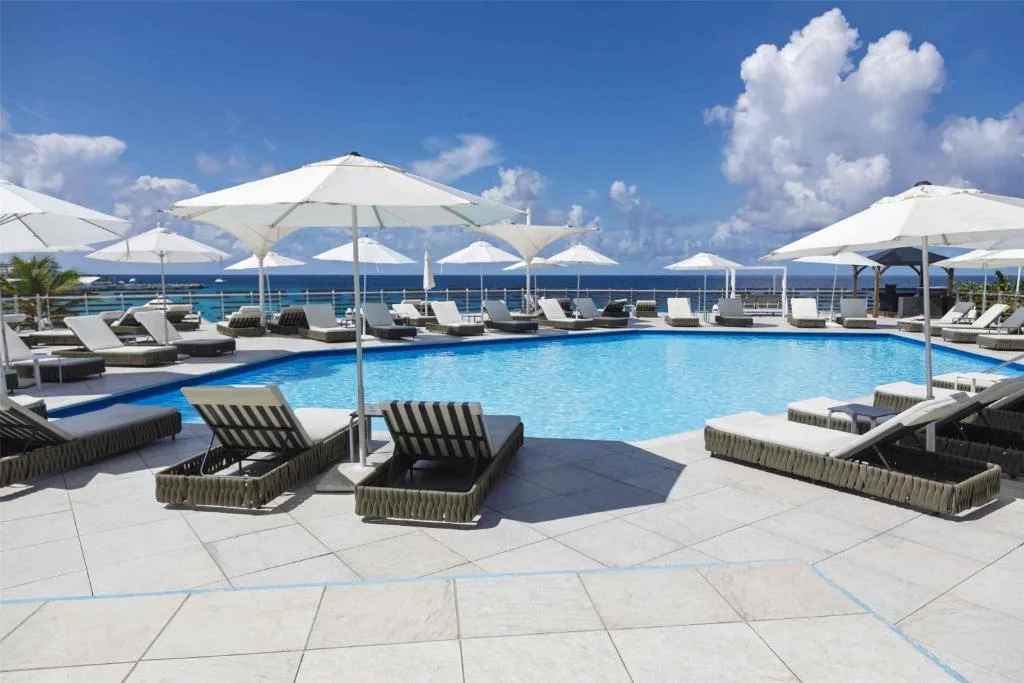 Sonesta Ocean Point Resort: another view